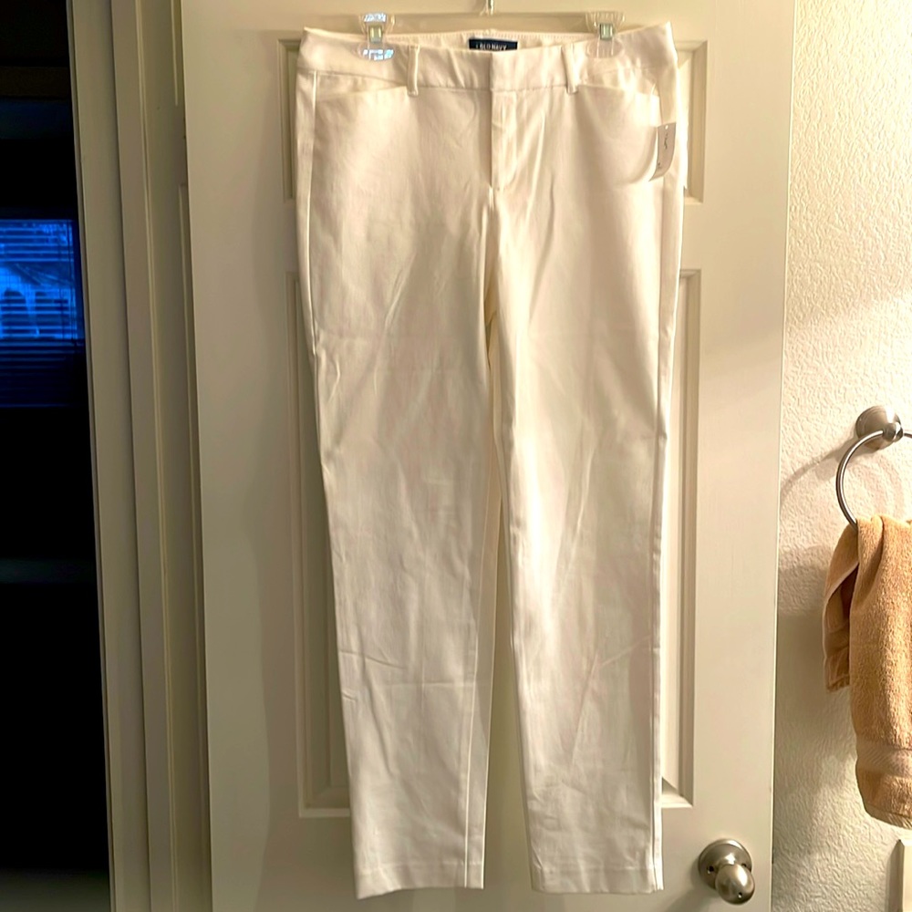 NWT Old Navy mid-rise pixie skinny ankle pant 10T white